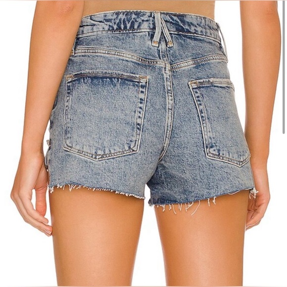 Good American Good Curve Short NWT - Picture 2 of 12